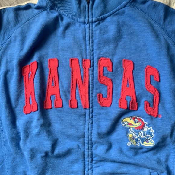 Bundle Of Tees, Sweats, Jackets, Vintage Items - Picture 7 of 12